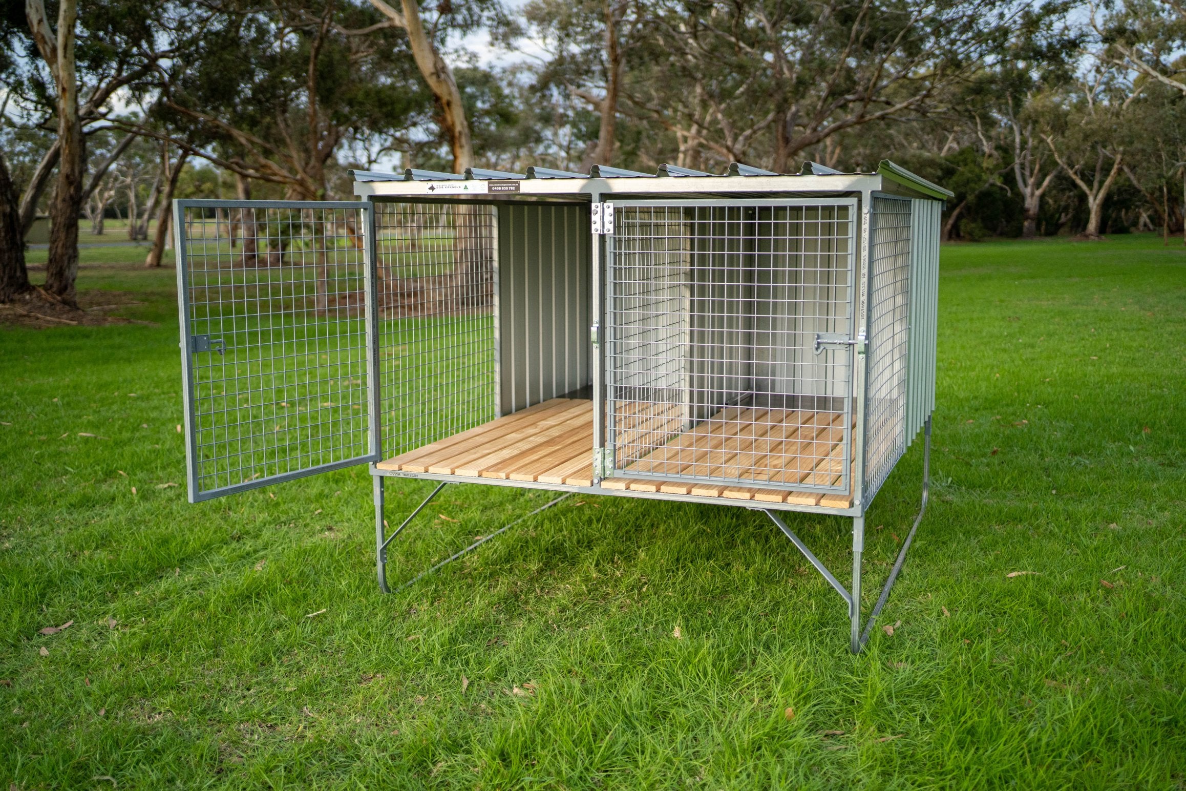 Outdoor Dog House 10' X 12' Raised Kennel Flooring Kennel Decking