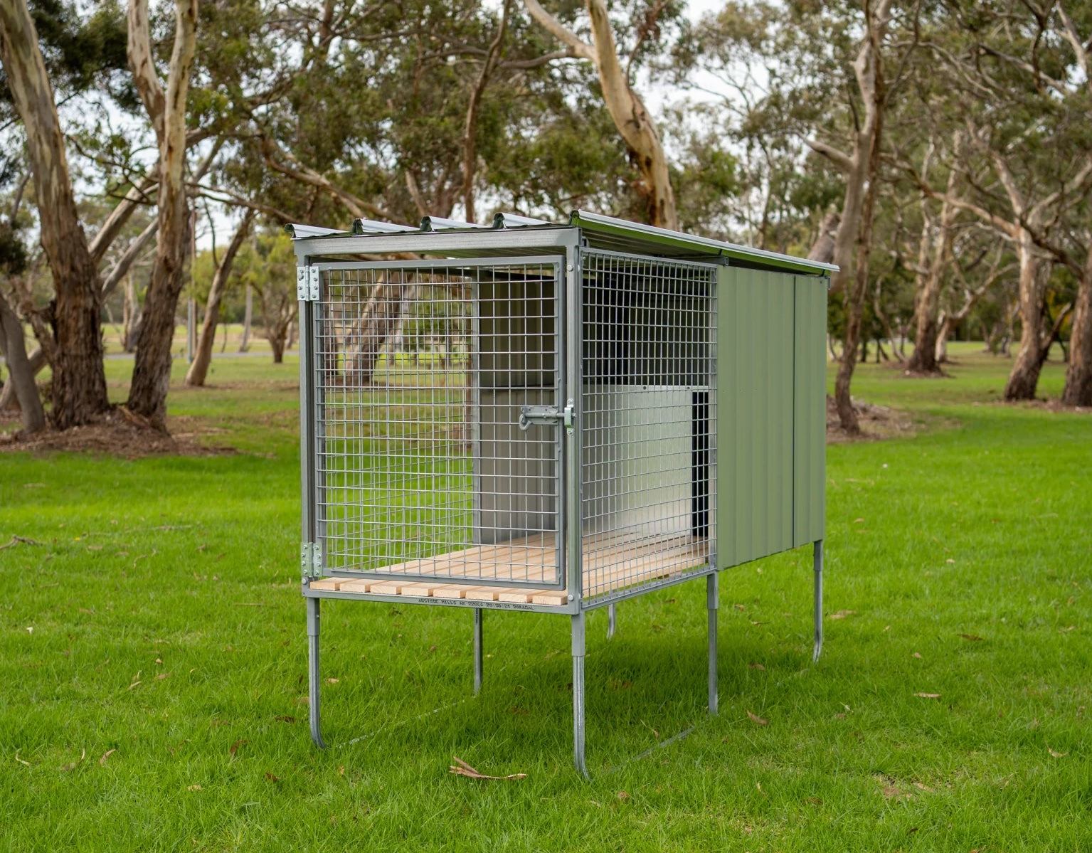 Premium 1 Bay - Flat Pack – Raised Run Dog Kennels